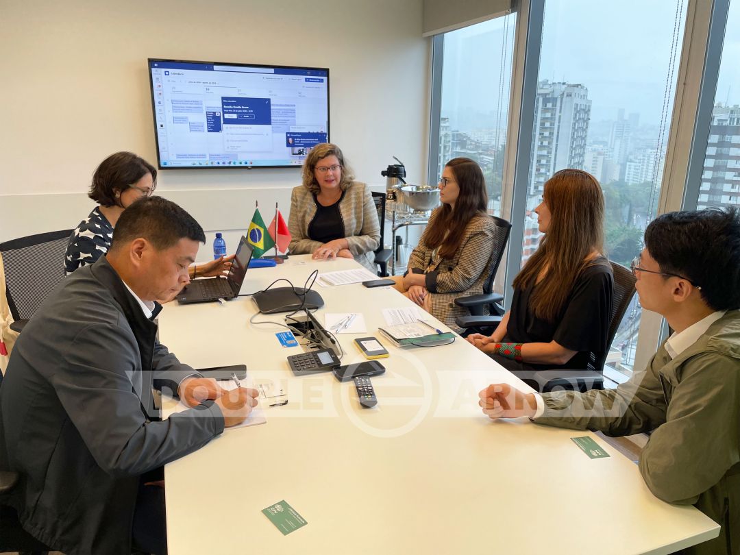 1724907210358400F7B9.jpg 1724907210358400F7B9.jpg