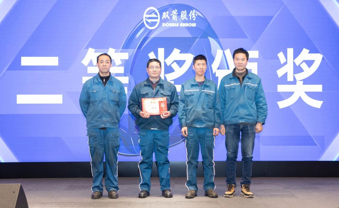 1766477450419942C32C.jpg 1766477450419942C32C.jpg